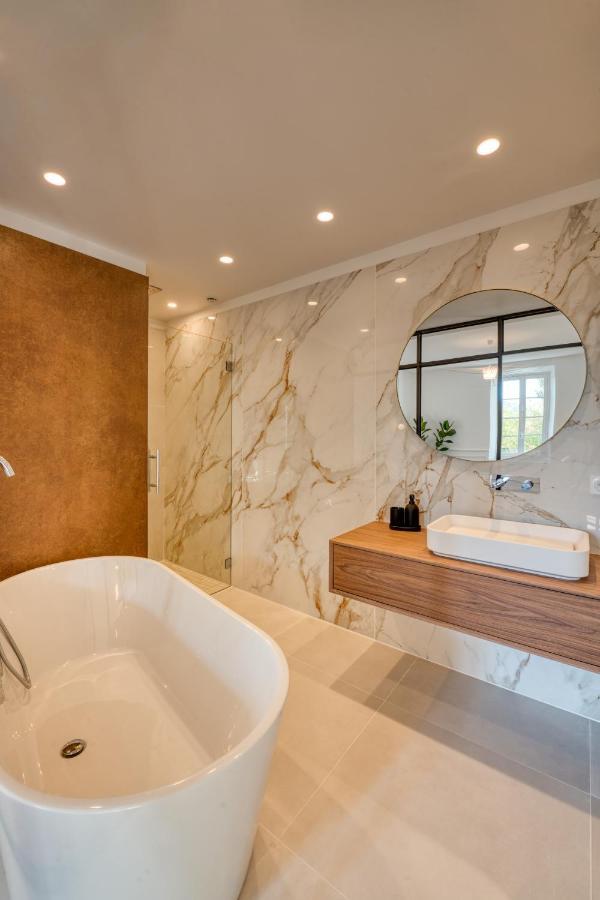 L'Iris De Suse Hotel Le Barroux ภายนอก รูปภาพ